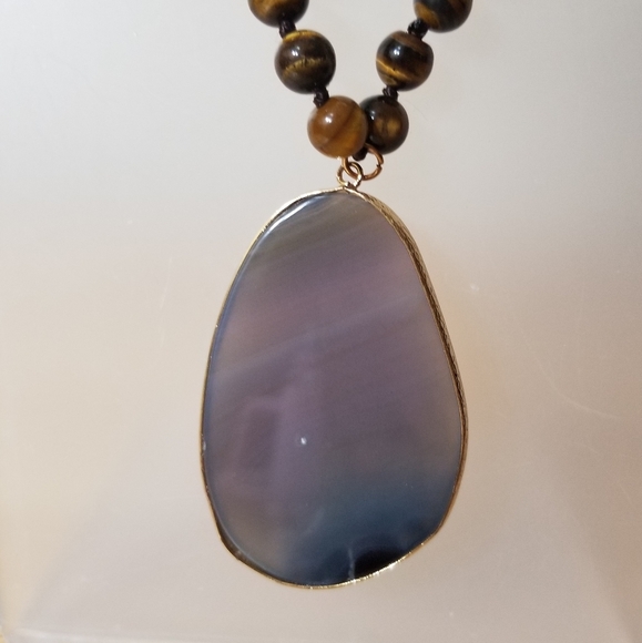 Tiger's Eye Beaded Necklace with Agate Pendant - Picture 6 of 8